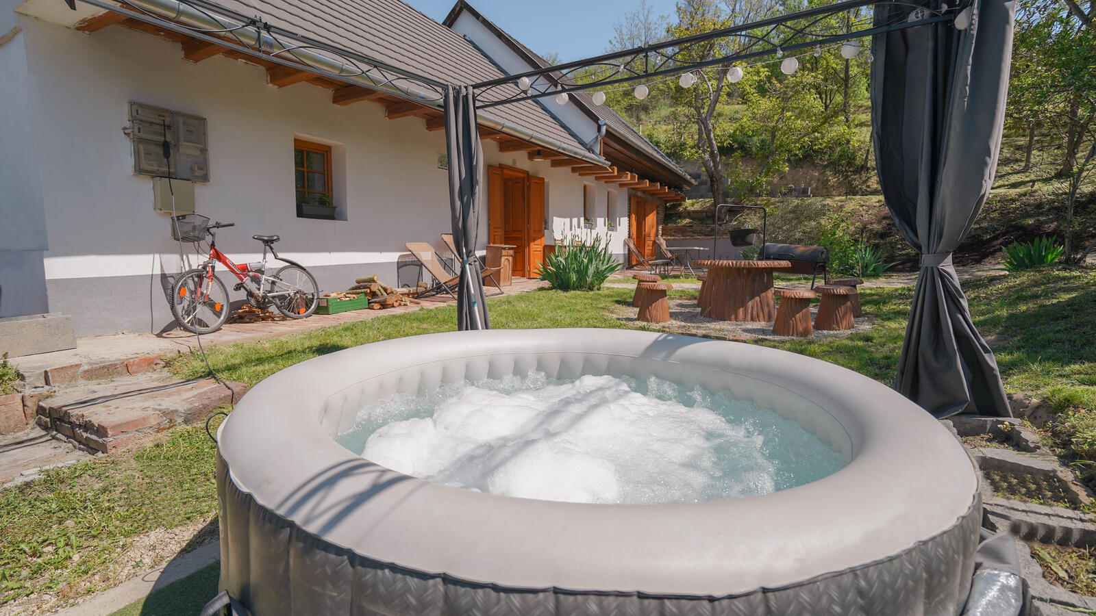 Három Dió Vendégház Nyim Jacuzzi